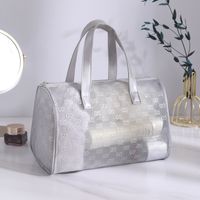 Femmes Grande Toutes Les Saisons Polyester Lettre Mode Forme D'oreiller Fermeture Éclair Trousse De Maquillage main image 6