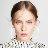 1 Pair Novelty C Shape Arylic Hoop Earrings main image 3