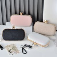 Weiß Schwarz Rosa Polyester Einfarbig Kette Oval Tasche Clutch main image 1