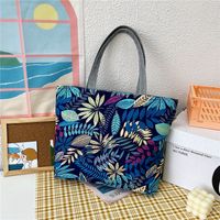 Unisex Cute Flower Canvas Shopping Bags main image 2