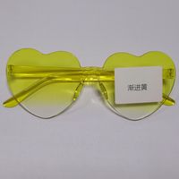 Casual Streetwear Heart Shape Pc Special-shaped Mirror Frameless Women's Sunglasses sku image 50