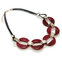 1 Piece Luxurious Circle Resin Women's Necklace main image 5