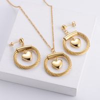 Golden Heart-shaped Pendant Necklace Earrings Set Wholesale Nihaojewelry sku image 1