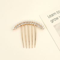 Women's Simple Style Shiny Round Butterfly Alloy Plating Inlay Rhinestones Pearl Insert Comb sku image 4
