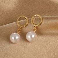 Elegant Fashion Simple Style Round Copper Gold Plated Artificial Pearls Drop Earrings 1 Pair main image 4