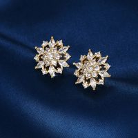 Elegant Fashion Sun Flower Copper Gold Plated Rhinestones Ear Studs 1 Pair main image 5