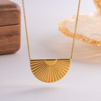 Retro Sector Stainless Steel Plating Necklace 1 Piece main image 1