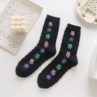 Femmes Mode Fleur Coton Couture Crew Socks Une Paire main image 2