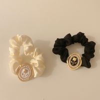 Sweet Oval Rose Imitation Pearl Alloy Cloth Hair Tie 1 Piece main image 1