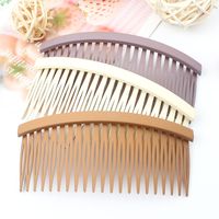 Simple Style Solid Color Plastic Resin Hollow Out Hair Combs 1 Piece main image 2
