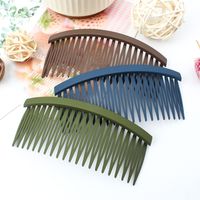 Simple Style Solid Color Plastic Resin Hollow Out Hair Combs 1 Piece main image 3