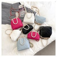 Women's Summer Autumn Pu Leather Solid Color Lingge Elegant Pearls Square Square Bag main image 1