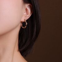 Korea Dongdaemun Schmuck Ins Stil Twist Twisted Line Große Ring Ohrringe Titans Tahl 18k Gold Multi-größen Ohrringe sku image 3