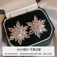 Fashion Flower Artificial Crystal Alloy Plating Rhinestones Ear Studs 1 Pair sku image 1