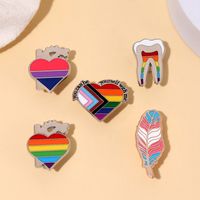 Fashion Rainbow Heart Shape Cat Alloy Plating Unisex Brooches main image 1