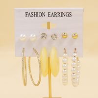 Simple Style Geometric Alloy Resin Inlay Artificial Pearls Rhinestones Women's Hoop Earrings 1 Set sku image 18
