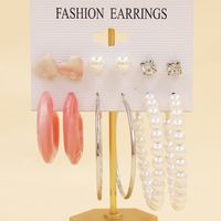 Simple Style Geometric Alloy Resin Inlay Artificial Pearls Rhinestones Women's Hoop Earrings 1 Set sku image 19