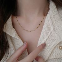 Rétro Géométrique Acier Au Titane Émail Collier 1 Pièce main image 5