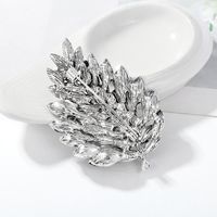 Fashion Leaf Alloy Plating Rhinestones Women's Brooches main image 4