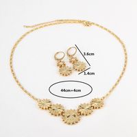 1 Satz Retro Blume Kupfer Überzug Unisex Ohrringe Halskette Schmuck-set main image 2