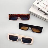 Europäische Und Amerikanische  Neue Modische Mehrfarbige Sonnenbrille Mit Quadratischem Rahmen main image 4