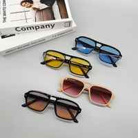 Retro Multicolor Polygonal Frame Sunscreen Sunglasses main image 5