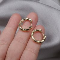 European And American Irregular Minimalist Geometric Copper Gold-plated Glossy Earrings main image 3