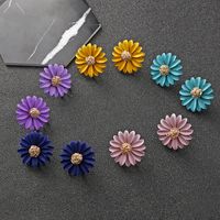 Fashion Little Daisy Multicolor Sun Flower Painted Earrings main image 3