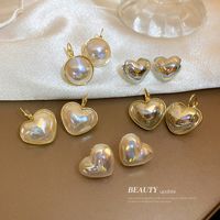 Fashion Pearl Heart Shaped Alloy Earrings Wholesale main image 4