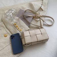 New Trendy Fashion Hand-woven Messenger Bag Chest Bag Small Square Bag 20*10*6cm main image 6