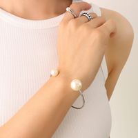 Korean Style Imitation Pearl Opening Bracelet Titanium Steel Plated 18k Gold Jewelry Wholesale sku image 1