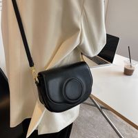 Retro Contrast Color Saddle Bag Women's 2022 New Messenger Bag 22*15.5*8cm sku image 2