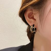 Simple Geometric Double Layer C-shaped Velvet Chain Earrings Wholesale main image 2