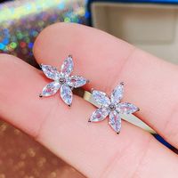 Korean Color Star Flowers Five-pointed Star Ladies Copper Earrings sku image 1