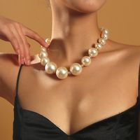 Fashion Simple Solid Color Pearl Chain Necklace Wholesale main image 2