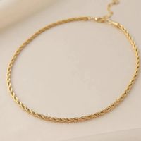 Simple Stainless Steel Twist Solid Color Geometric Necklace Wholesale main image 5