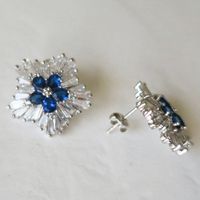 Vintage Snowflake Shaped Copper Inlaid Zircon Creative Earrings main image 4