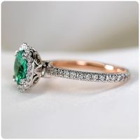 Neue Mode Kupfer Zirkon Damen Ring Versilberter Mikro Smaragd Ring main image 5