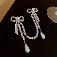 Perle Diamant Noeud Pompon Anti-éblouissement Broche Vêtements Accessoires Femmes main image 6
