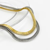2022 New Simple Titanium Steel Necklace Fashion Twist Piece Clavicle Chain main image 3