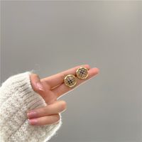 Silver Needle Korean New Trendy College Style Retro French Earrings Female Baba Plaid Earrings main image 3