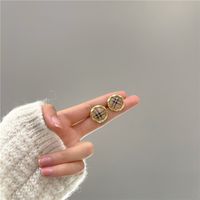 Silver Needle Korean New Trendy College Style Retro French Earrings Female Baba Plaid Earrings main image 4