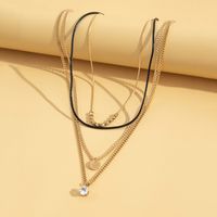 Korean Fashion Simple Alloy Inlaid Rhinestone Multi-layer Necklace Collarbone Chain main image 5