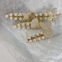 Fashion Pearl Flower Bunny Hairpin Female Bangs Metal Duckbill Clip main image 4