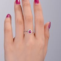 Creative New Retro Red Zircon Ladies Flower Shaped Copper Ring Hand Jewelry main image 5