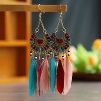 1 Pair Retro Leaf Alloy Feather Plating Women's Drop Earrings main image 5