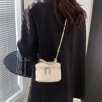 New Trendy Diamond Chain Handbag Shoulder Messenger Bucket Bag 14*9*9cm sku image 1