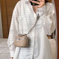 New Trendy Diamond Chain Handbag Shoulder Messenger Bucket Bag 14*9*9cm sku image 2