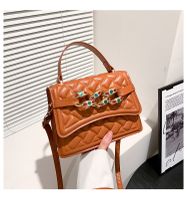 New Fashion Shoulder Texture Hand-held Square Chain Messenger Bag 21*16*7cm sku image 5