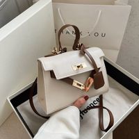 Simple Small Bag New Fashion Spring And Summer Portable Kelly Bag 20*14.5*8.5cm main image 1